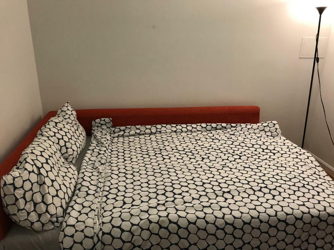 Steps To Convention Center, Downtown Dc, Metro Station: Private Apartment Вашингтон Екстериор снимка